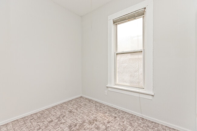 Photo - 858 N Paulina St Unit 2