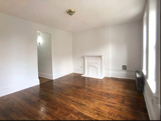 Building Photo - 4 Washington Ter Unit 3 Rental