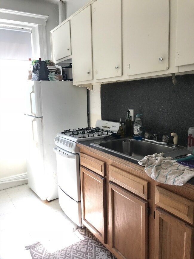 Photo - 9 Egremont Rd Unit 8