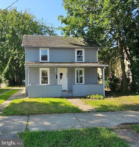 Photo - 629 E Quince St