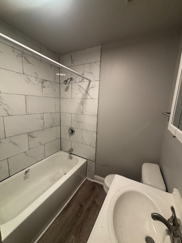 Photo - 3836-3838 S Sacramento Ave Unidad 3836-1F