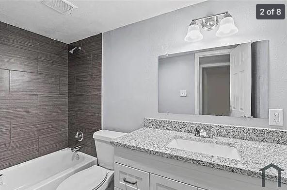 Photo - 4832 Locke Ave