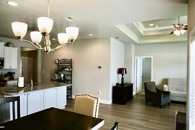 Photo - 115 Moonraker Cir