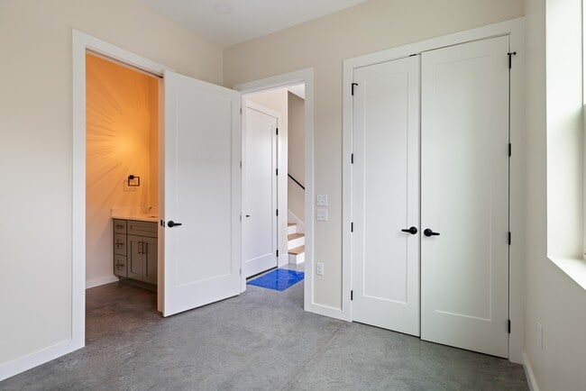 Photo - 1865 Zeta Way
