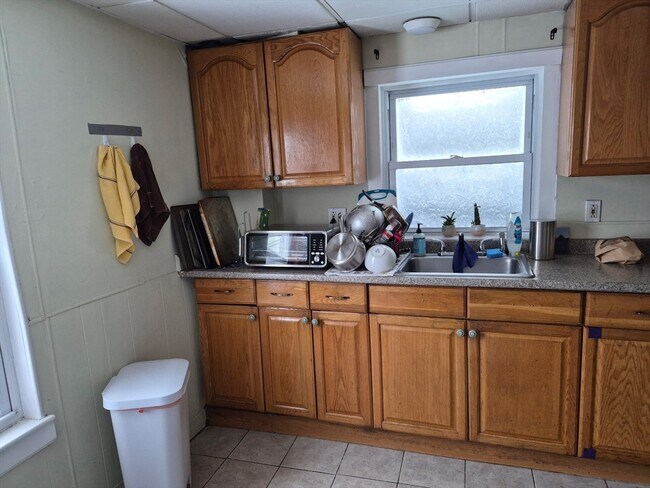 Photo - 367 McGrath Hwy Unit 1