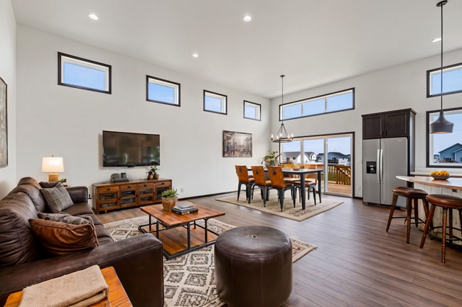 Photo - 4-bedroom, 3-bathroom Horace Single-Family Home w/ 3 Stall Garage