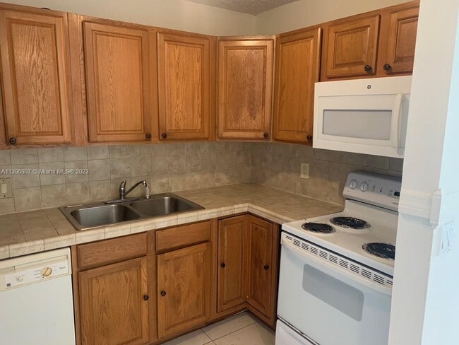 Photo - 11380 Royal Palm Blvd Unit 11380