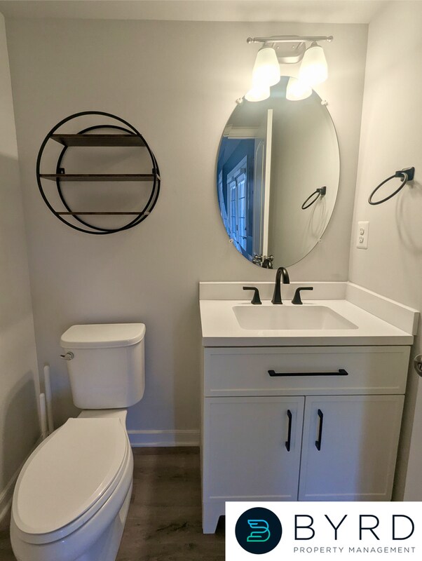 Photo - 1325 Claytor Ln