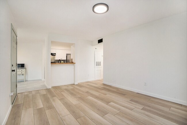 Photo - 3300 Pebblebrook Dr Unit 33