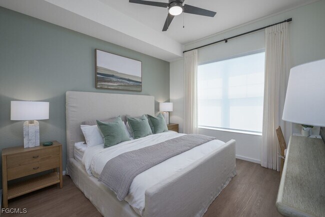 Photo - 8552 Collier Blvd Unidad 1B