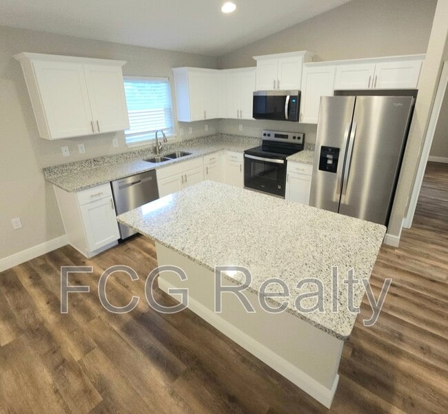 Photo - 8810 N Malibu Rd