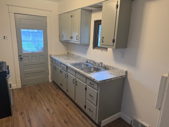 Photo - 4513 5th Ave