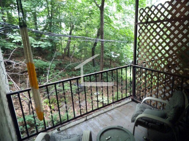 Photo - 35 Mount Hood Rd