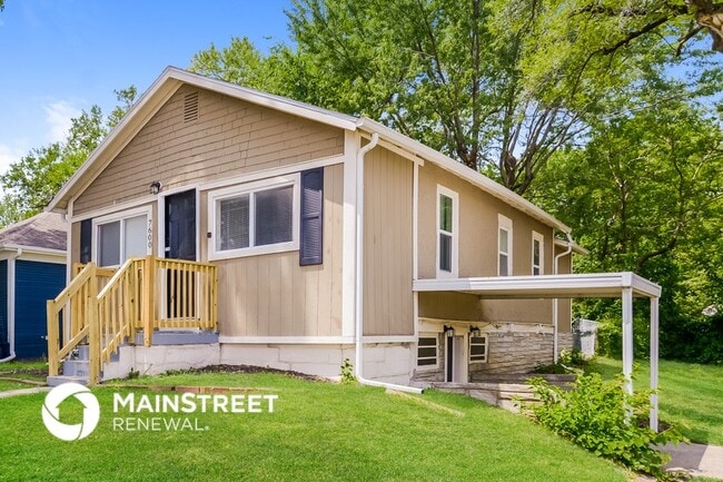 Photo - 7600 Washington St