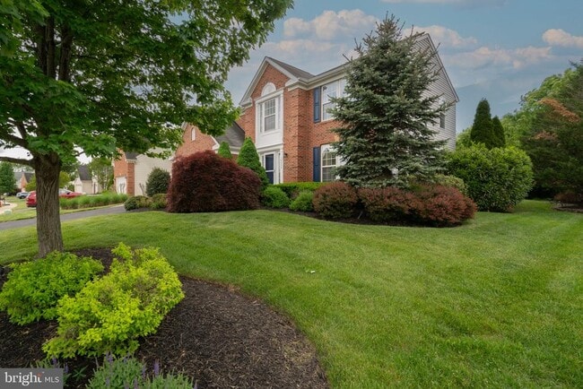 Building Photo - 10955 Southcoate Village Dr Rental