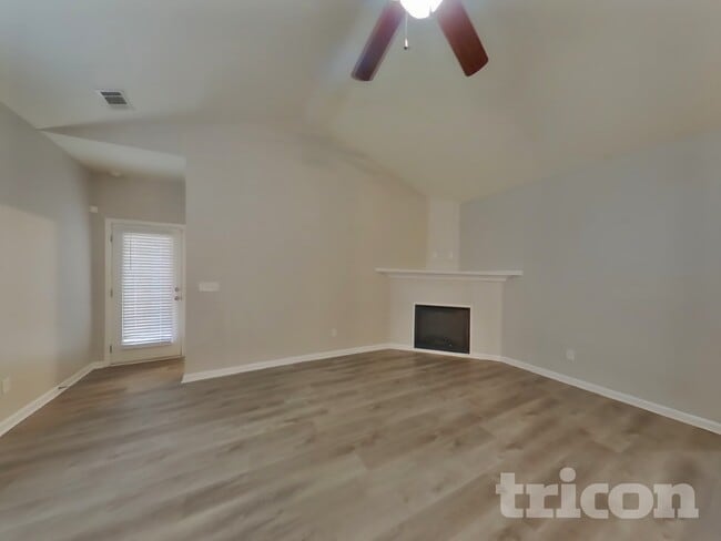 Photo - 7894 Bluefin Trail