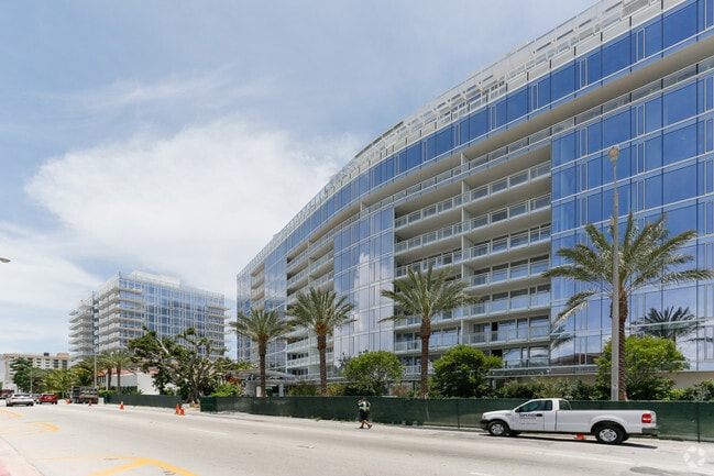 Surf Club Four Seasons