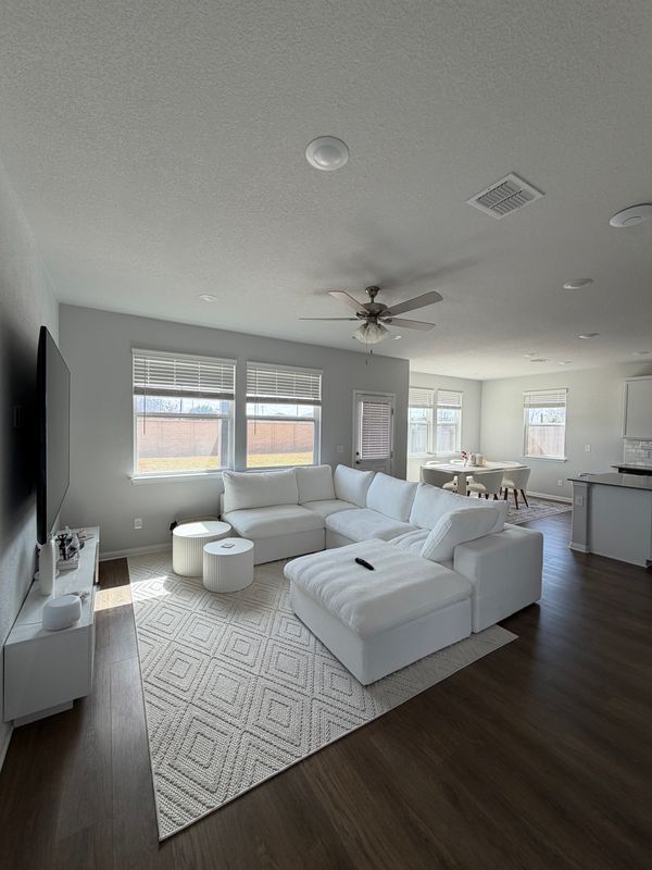 Photo - 6554 Marsh Ln