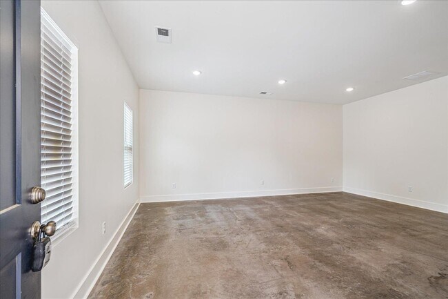 Photo - 3556 Carnes Ave