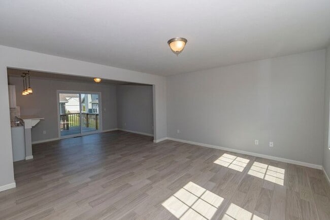 Photo - Mishawaka South Side- Be the first to Occupy this newly built 2-story home