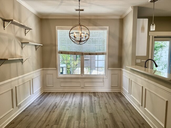Photo - Spacious Townhome with a Private Courtyard in Westbury Park!