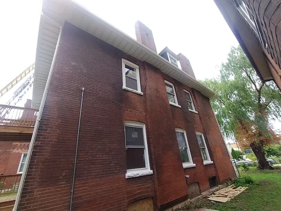 Photo - 4266 Washington St