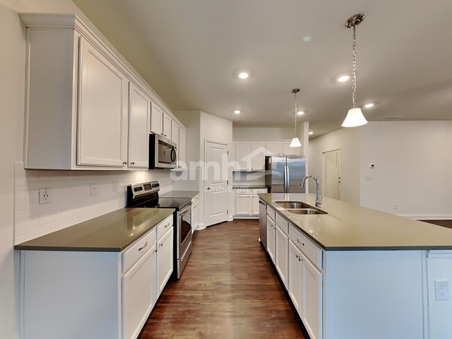 Photo - 2003 Windsor Park Ave