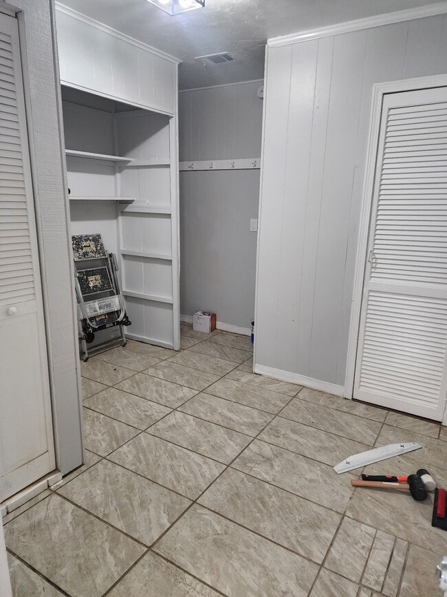 Photo - 2166 Fortune Ave