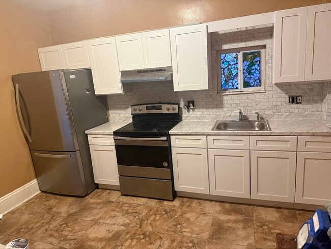 Photo - 42 Essex St Unit 2