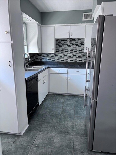 Photo - 5050 Matilda St Unit 225