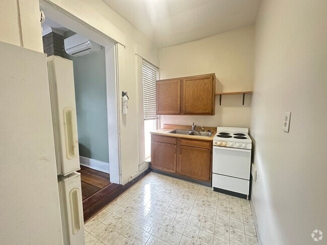 Building Photo - 365 S Upper St Unit 3 Rental