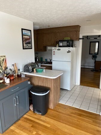 Building Photo - 86 Quarry St Unit 2