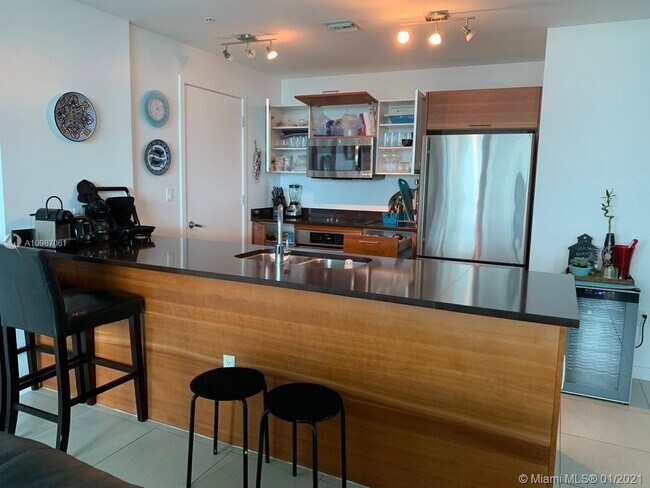 Photo - 3301 NE 1st Ave Unidad H1004