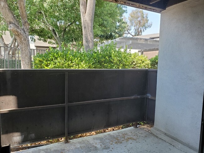 Balcón - 1379 Caminito Gabaldon Unidad E