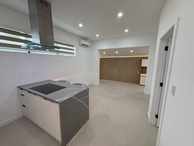 401 NW 131st St Unit 2A