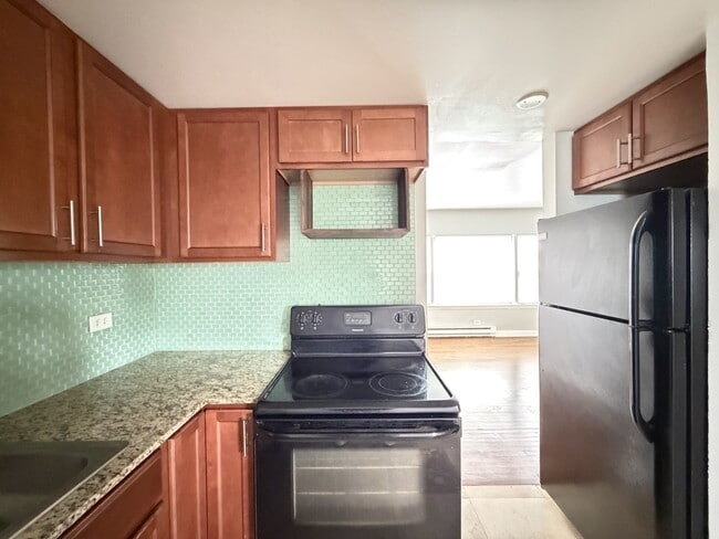 Photo - 7630 N Milwaukee Ave Unit A3