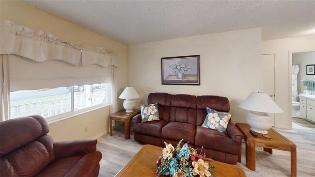 Photo - 8592 SW 91 St