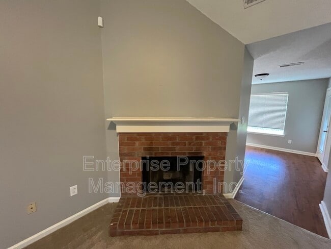 Photo - 8452 Creek Front Dr