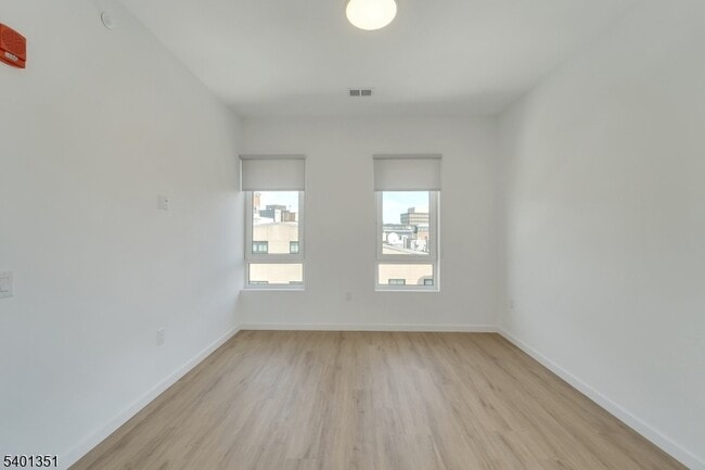 Photo - 22 Schuyler Pl Unit 201