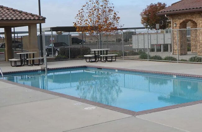 Maywood Villas