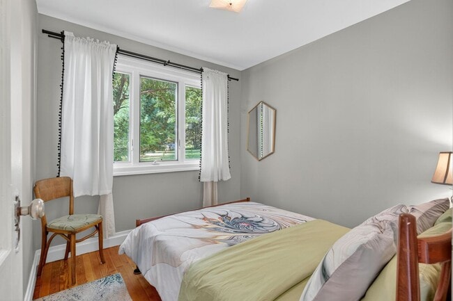 Photo - 1017 Bruyn Turnpike