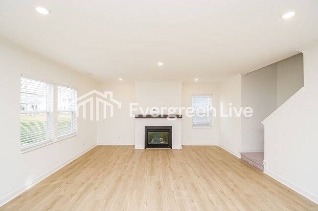 Photo - 15450 Alperton Rd