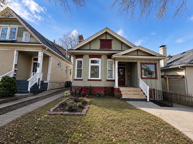 Building Photo - 1110 E 200 S Unit 4