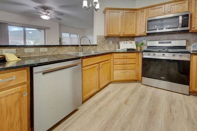 Photo - 1675 Little Bear Creek Point