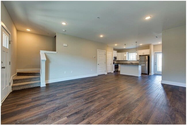 Photo - 1027 Wells Way
