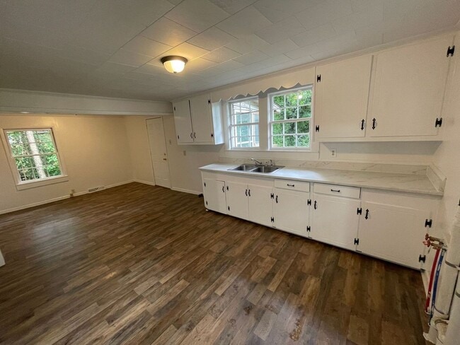 Photo - Renovated 2 bedroom 1 bathroom house with office/bonus room!