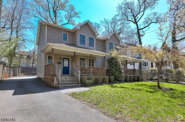 Building Photo - 31 Shadyside Ave Rental