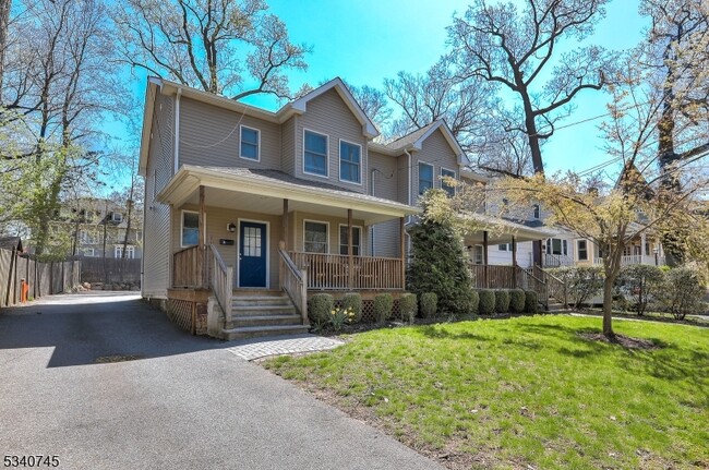 Photo - 31 Shadyside Ave Casa