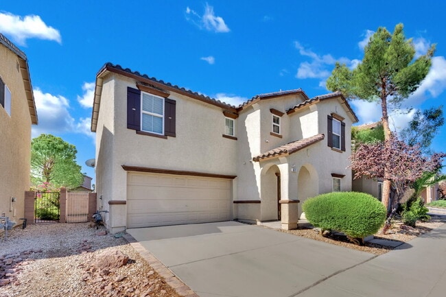 Photo - LOCATION IS KEY FOR SHOPPING AND SOCIALIZING