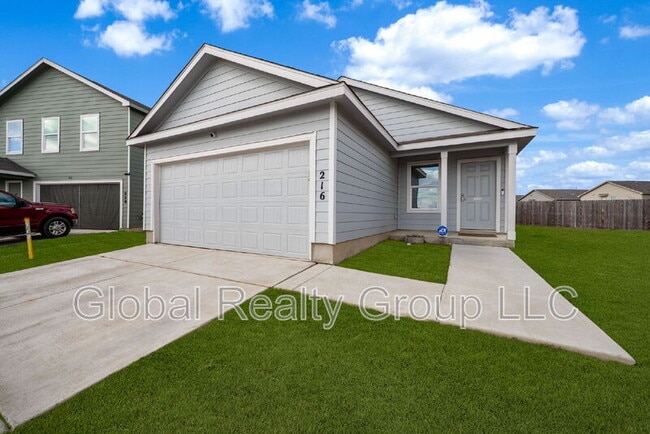 Photo - 216 Sosie St